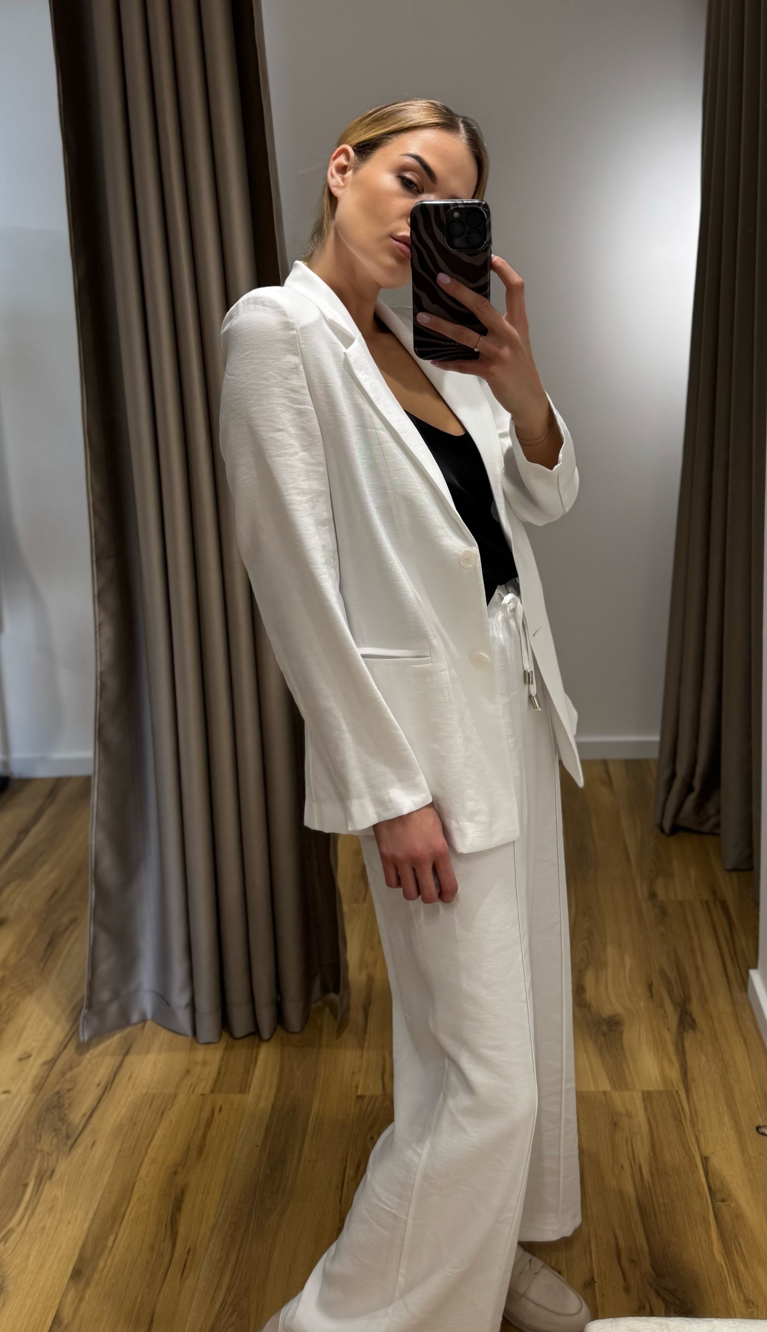 2 daliu kostiumėlis CASUAL