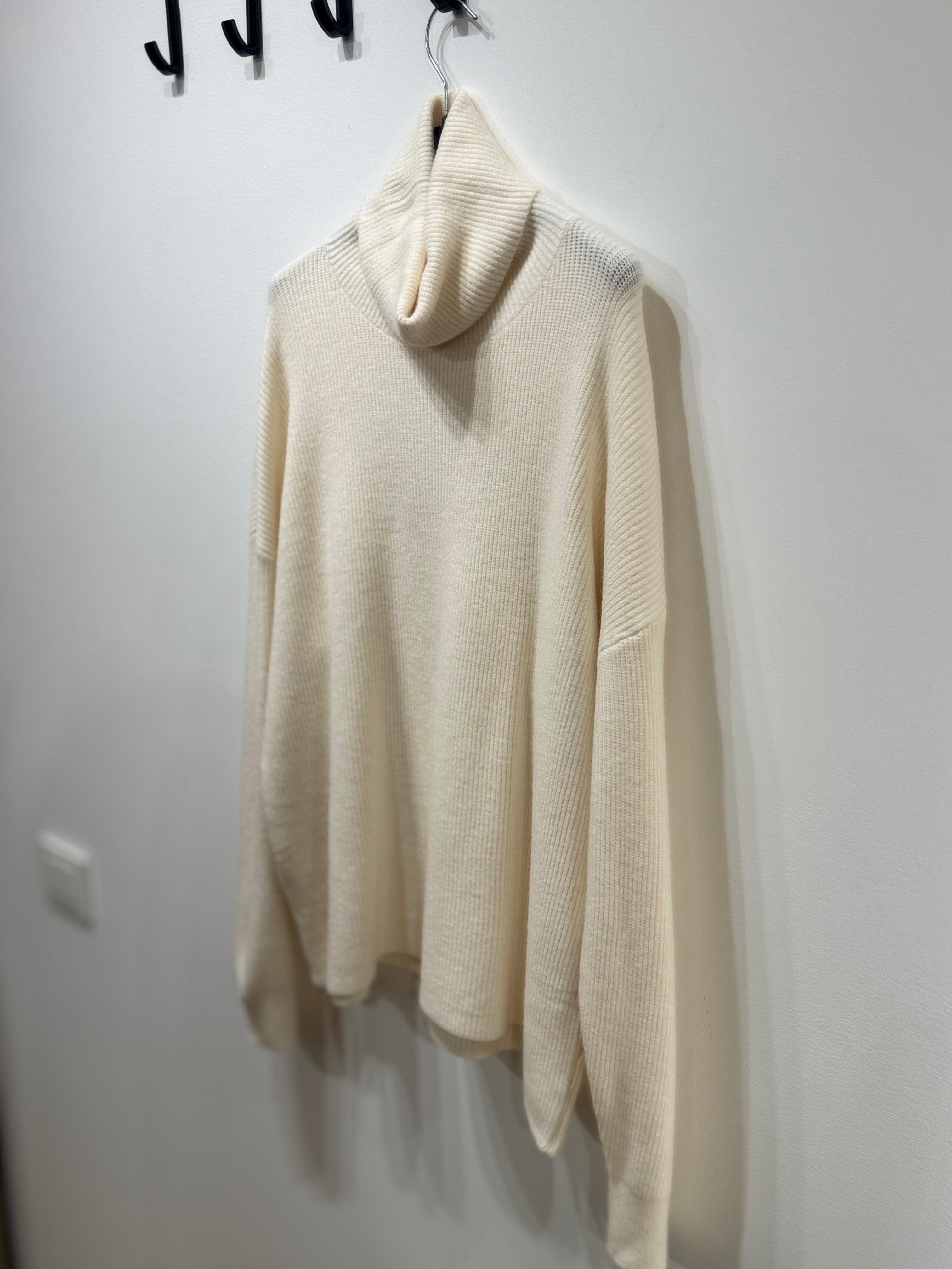 Golfas su kašmyru✨