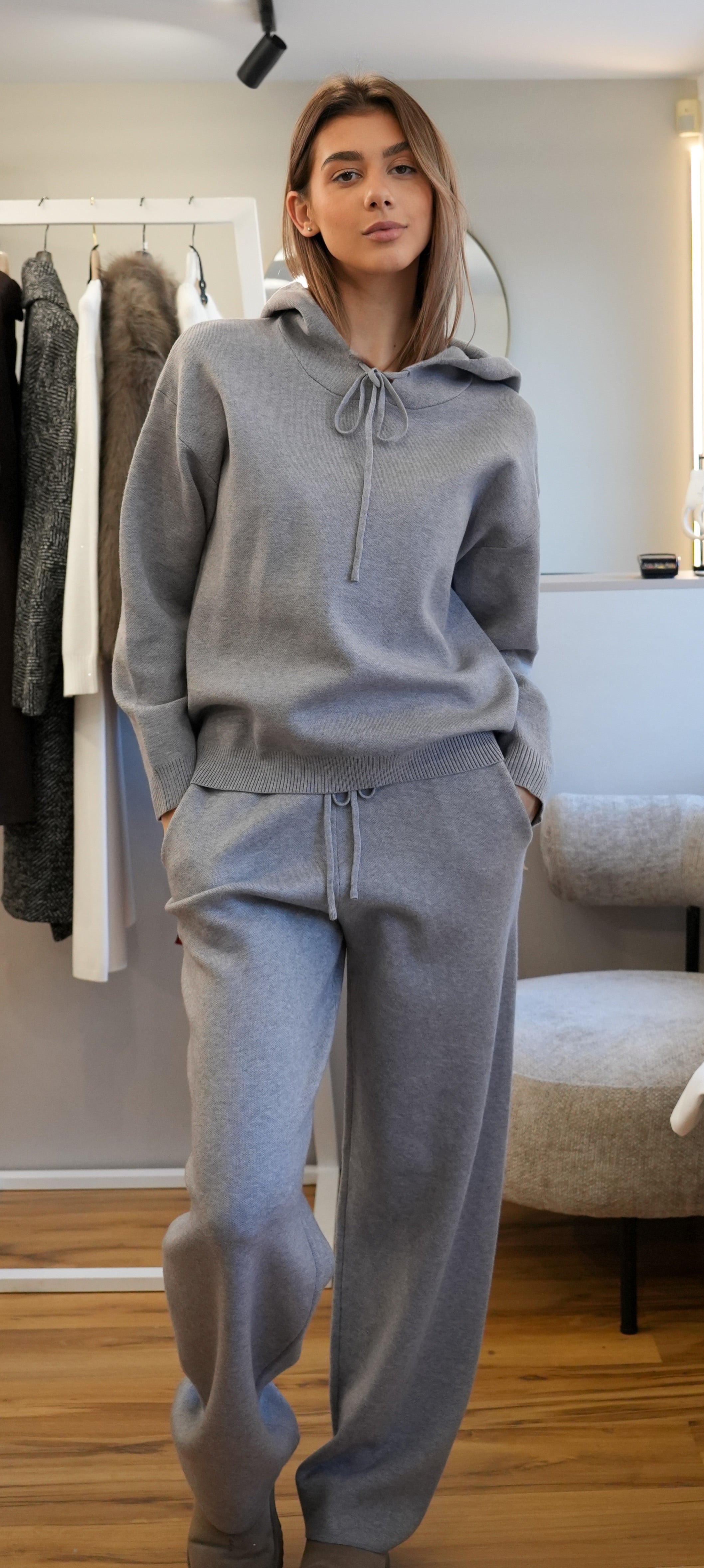 Laisvalaikio kostiumėlis Hoddie